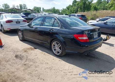 2013 Mercedes-Benz C 300 Luxury 4Matic/Sport 4Matic from USA, damaged, VIN WDDGF8AB7DR278316